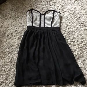Sweetheart cut dress